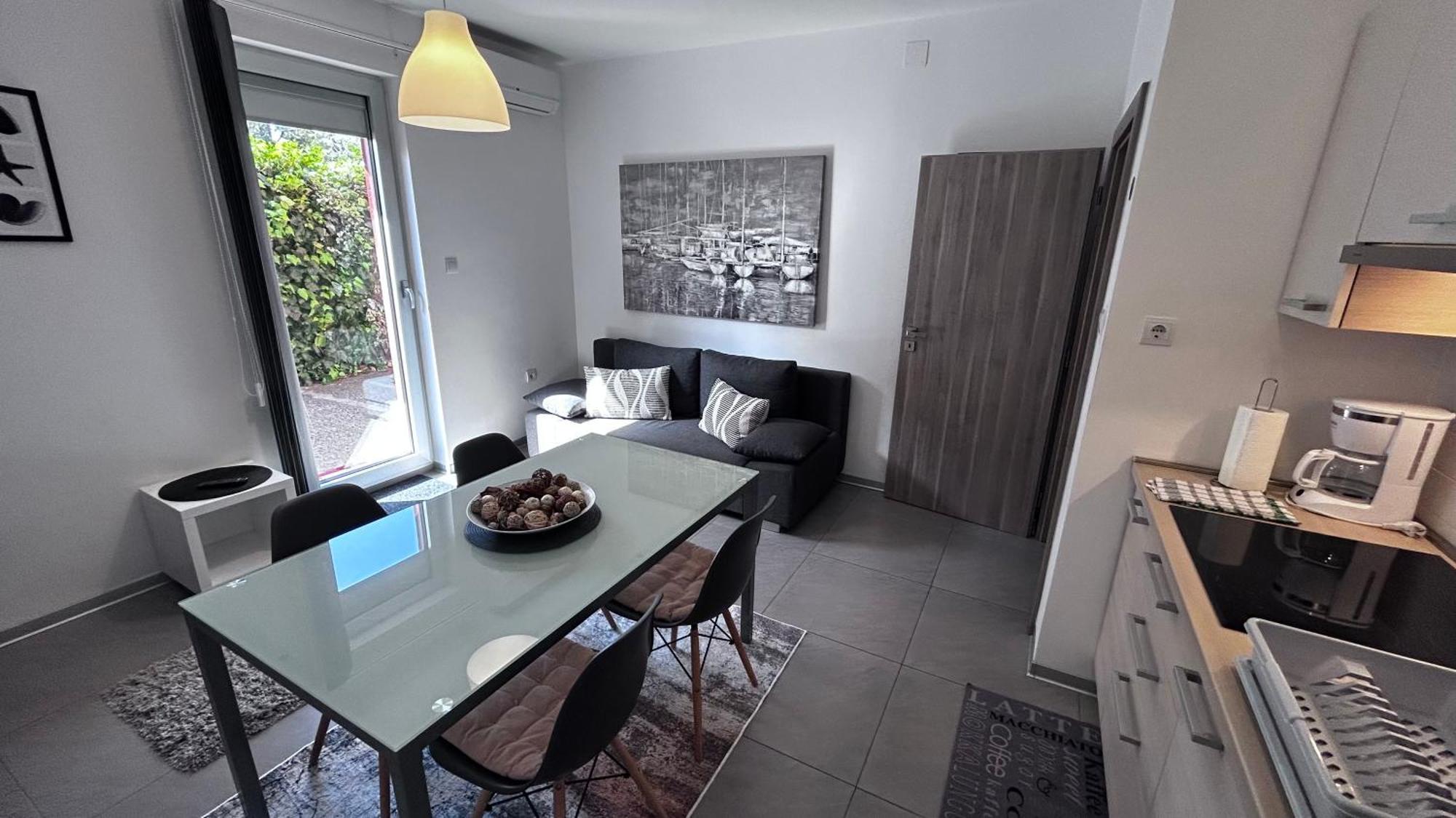 Ivni Apartmani Новиград Экстерьер фото