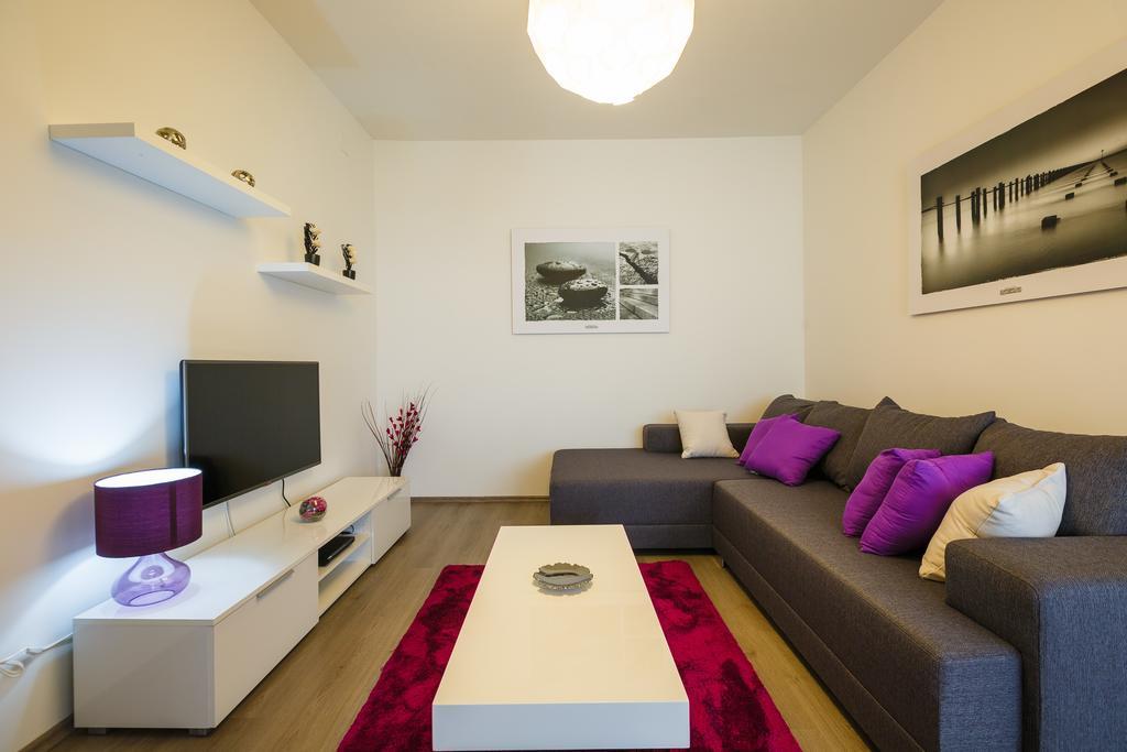 Ivni Apartmani Новиград Номер фото